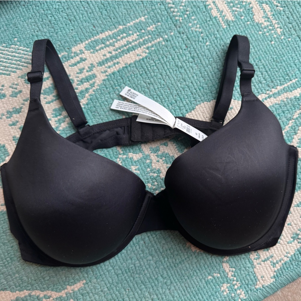 NWT Victoria's Secret Black Women's push up Bra